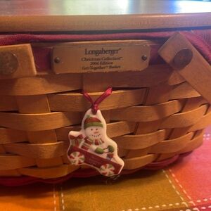 Longaberger 2004 Christmas “ get together basket”
